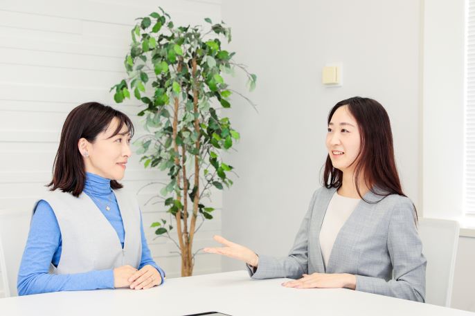 「#つながるdポイント」を中心となり推進している社員へのインタビュー風景の画像2