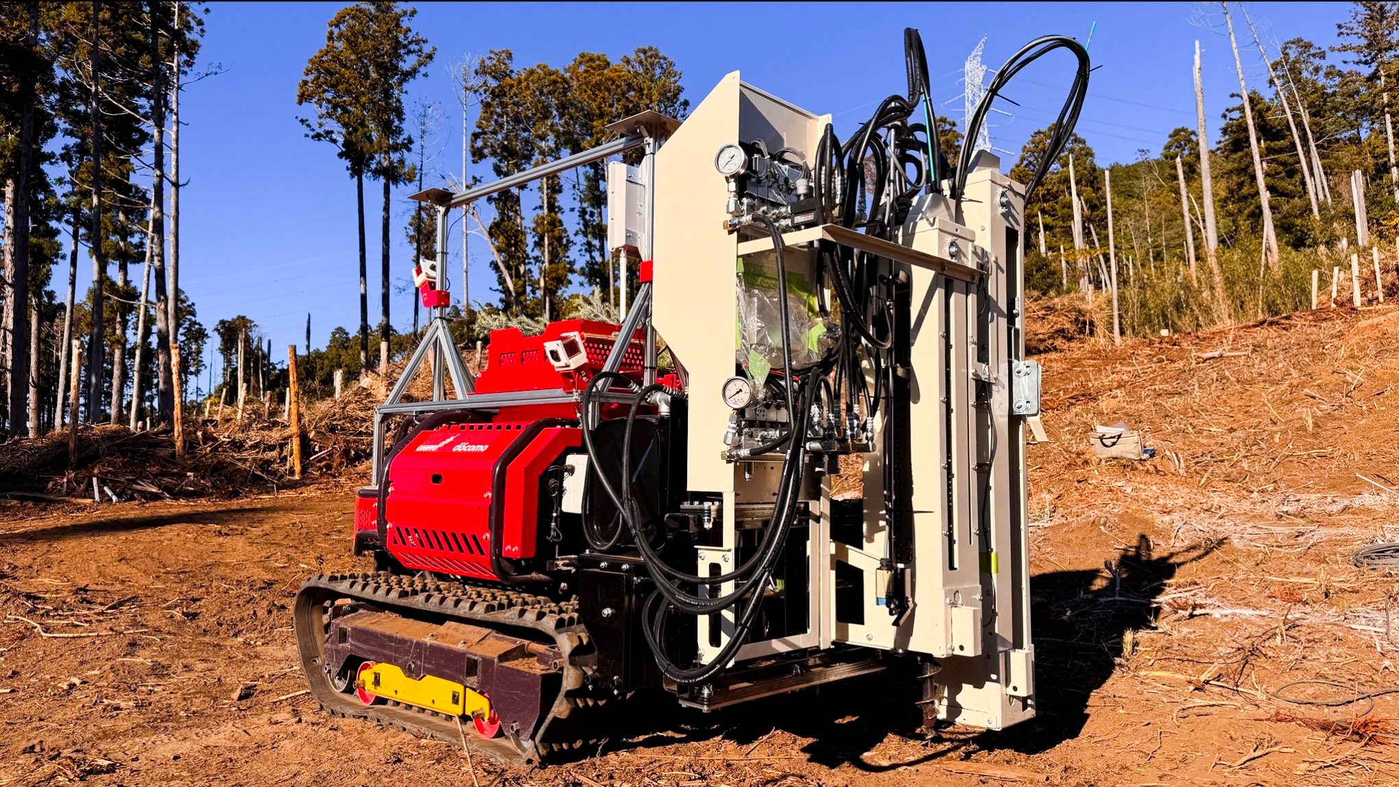 林業課題をテクノロジーで解決。ドコモが挑む&ldquo;自動運転植栽機&rdquo;開発の第一線