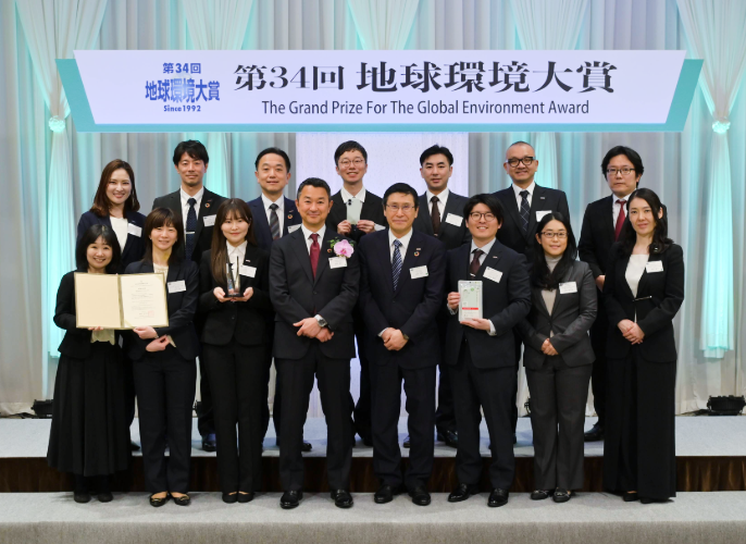 授賞式の様子（写真提供　産業経済新聞社）