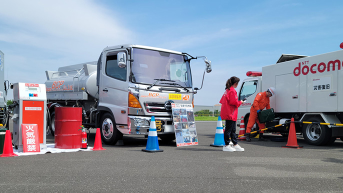 NTTロジスコによる給油