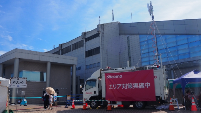 移動基地局車
