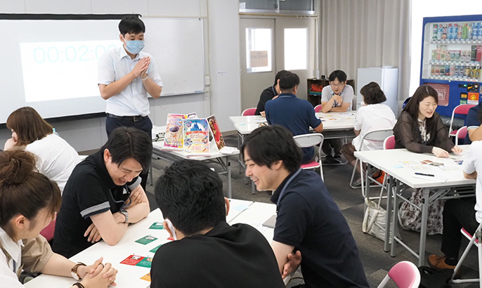 ビジネスシミュレーションゲームを実施