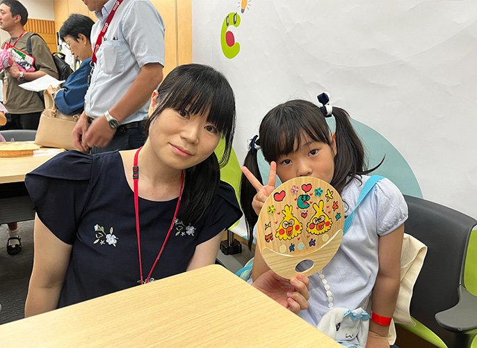 うちわが完成した様子①