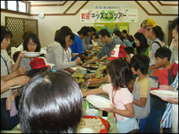 昼食（地産地消バイキング）