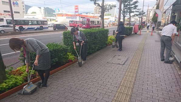 長崎支店周辺ボランティア清掃実施の写真
