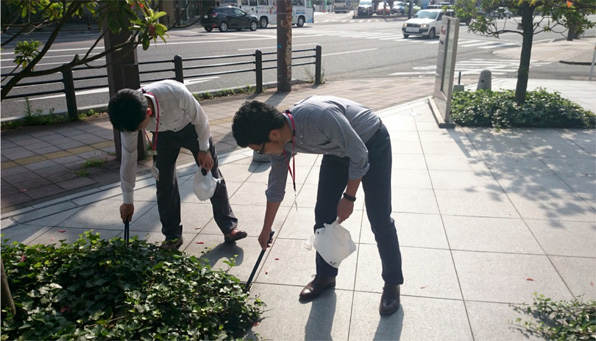 大分支店周辺ボランティア清掃実施の写真