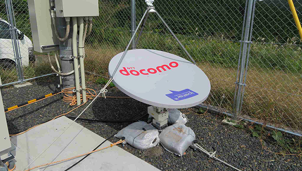写真:可搬型衛星エントランス装置