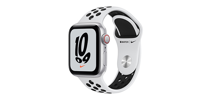 Apple Watch Nike SE 40mm シルバーアルミニウムケースとピュアプラチナム/ブラックNikeスポーツバンド