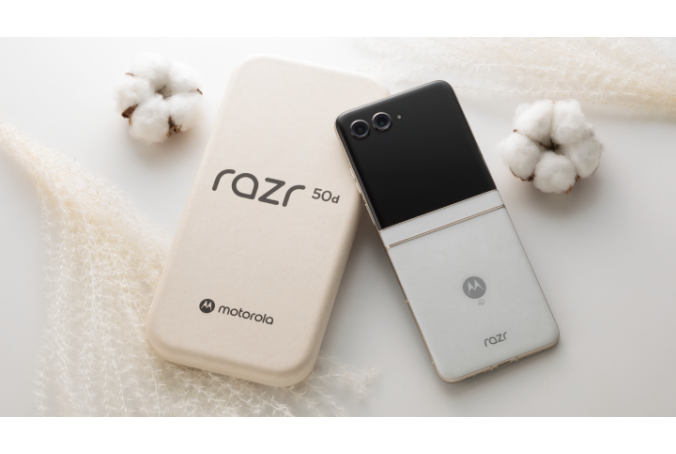 【新品・未使用品】motorola razr 50d docomo SIMフリー motorola razr 50d M-51E | Android スマートフォン | 製品