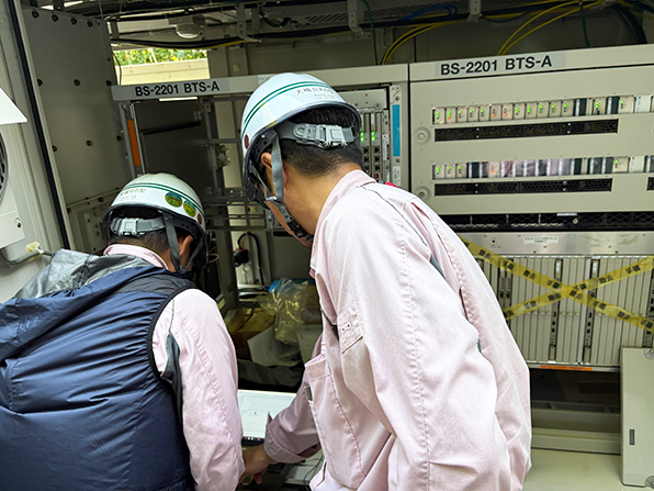 基地局復旧活動の様子