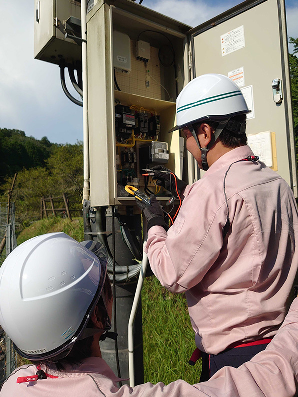 伊賀局での復電作業