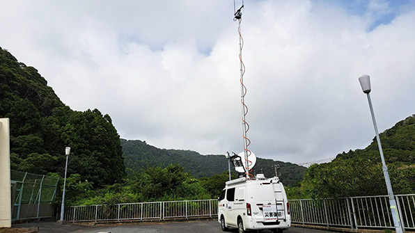 移動基地局車によるエリア復旧