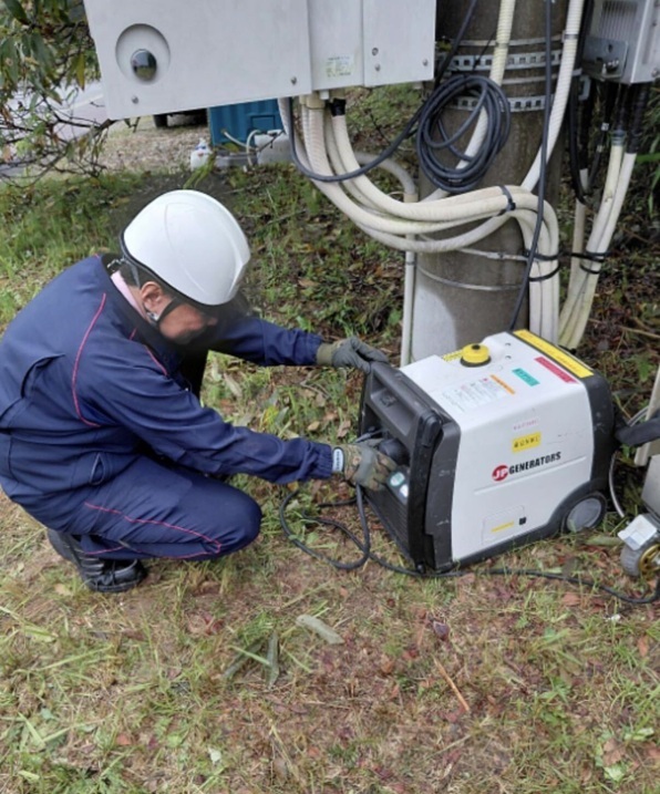 発電機による基地局救済作業