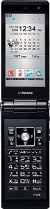 docomo STYLE series F-01E　Blackの写真（折りたたみ開き時）