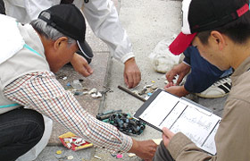 2008年10月ビーチクリーンアップの様子のイメージ