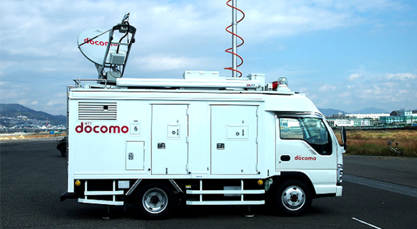 衛星エントランス搭載移動基地局車外観