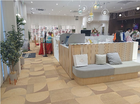 写真:『d gardenアドバンスモール松阪店』内観