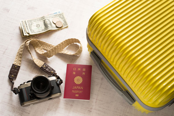 持ち物に忘れずに入れたい!海外旅行の必需品
