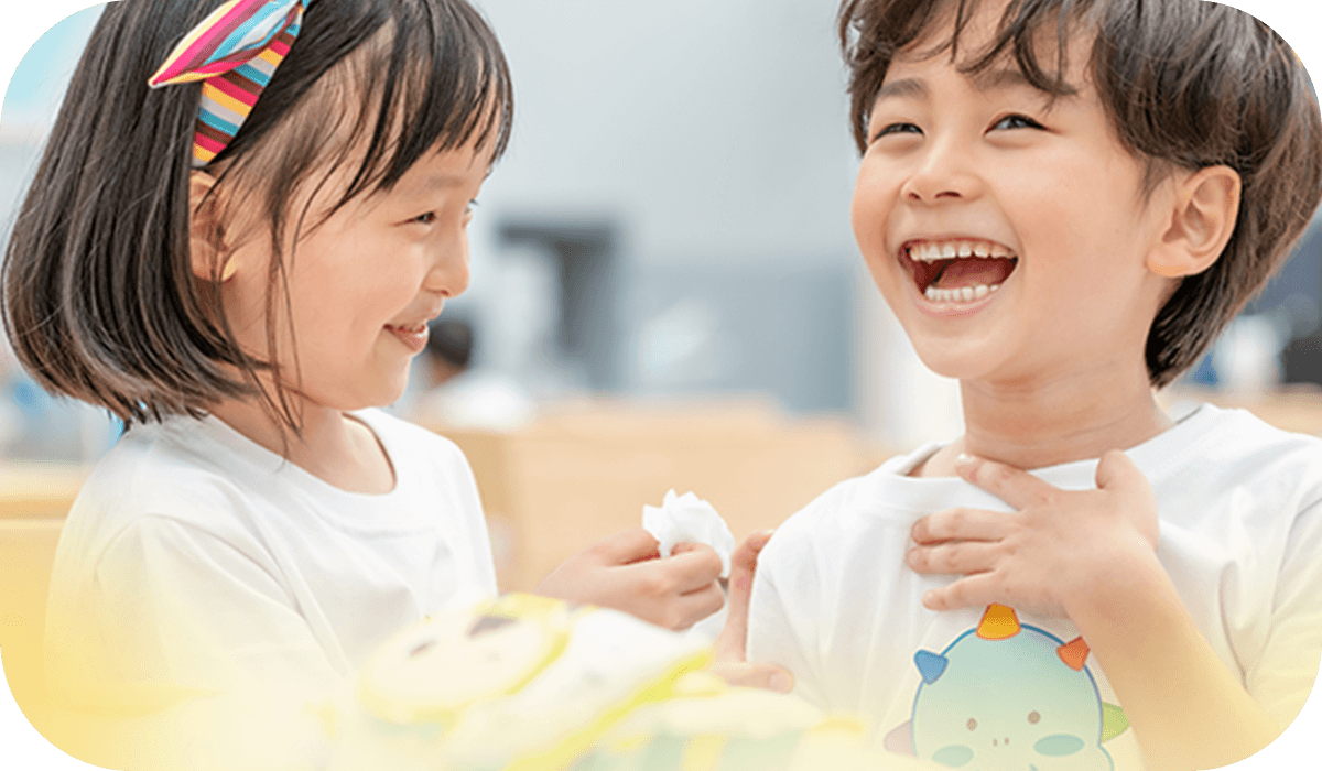 笑顔の子どもたち