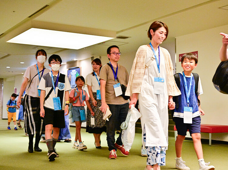 NHK交響楽団 | 2024 ドコモ未来フィールド | 参加者達がNHKホールに入場した様子