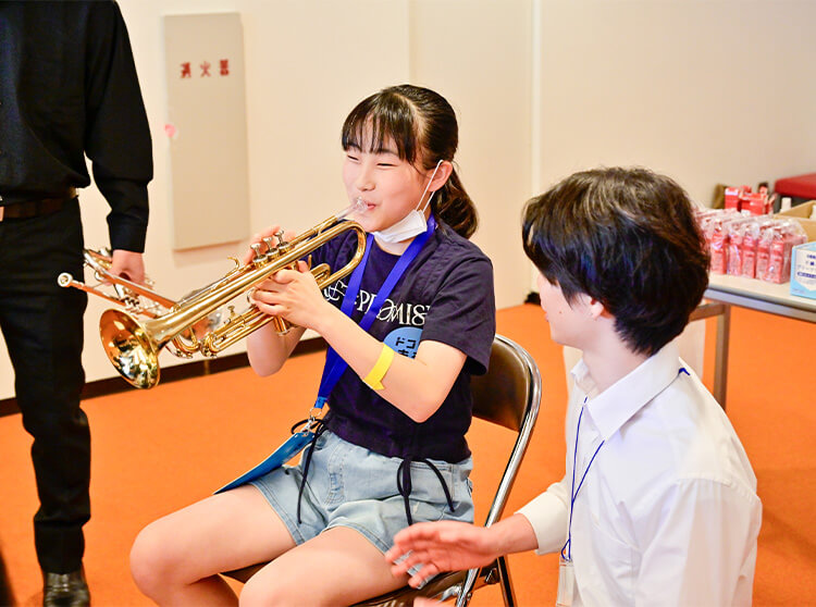 NHK交響楽団 | 2024 ドコモ未来フィールド | 楽器体験の様子