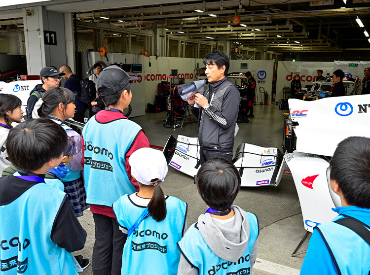 ダンディライアンレーシング | 2024 ドコモ未来フィールド | ピット内見学