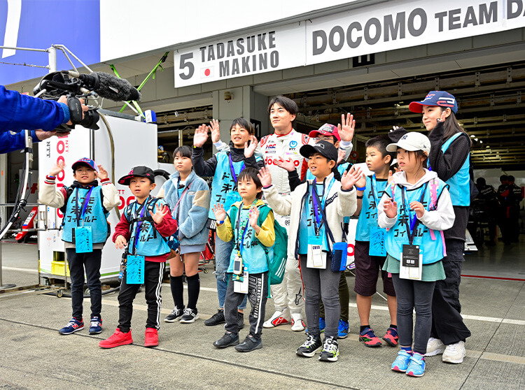 ダンディライアンレーシング | 2024 ドコモ未来フィールド | ピット内見学