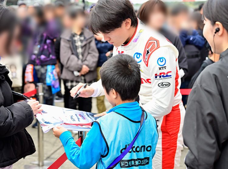 ダンディライアンレーシング | 2024 ドコモ未来フィールド | マネージャー体験の様子