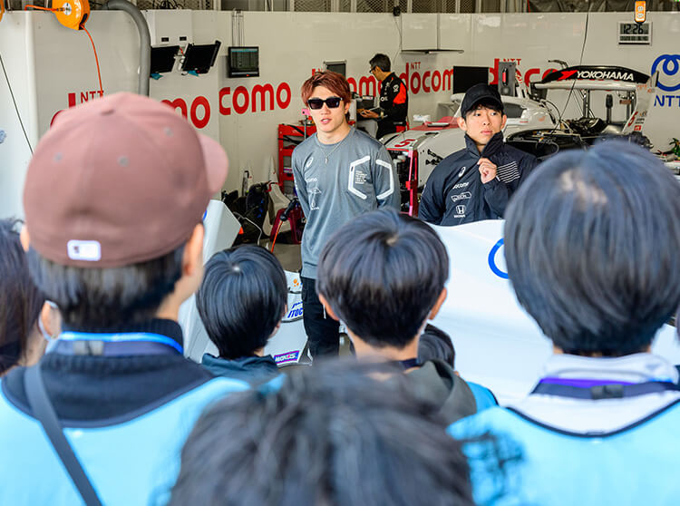 ダンディライアンレーシング | 2025 ドコモ未来フィールド | ピット見学
