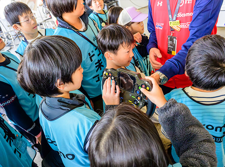 ダンディライアンレーシング | 2025 ドコモ未来フィールド | ピット見学