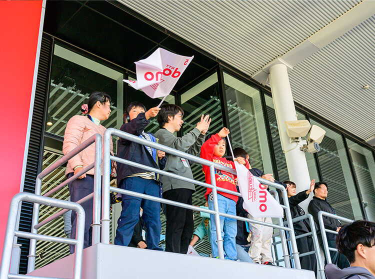 ダンディライアンレーシング | 2025 ドコモ未来フィールド | レース観戦の様子