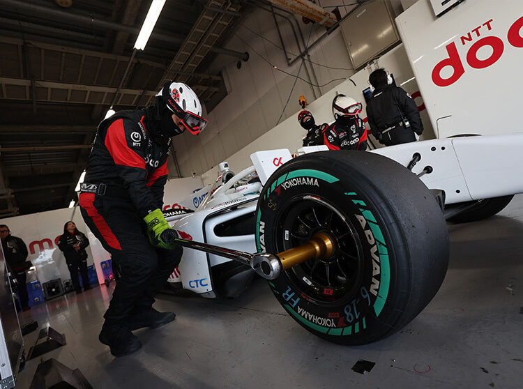 ダンディライアンレーシング | 2025年最終決戦 | チームの様子